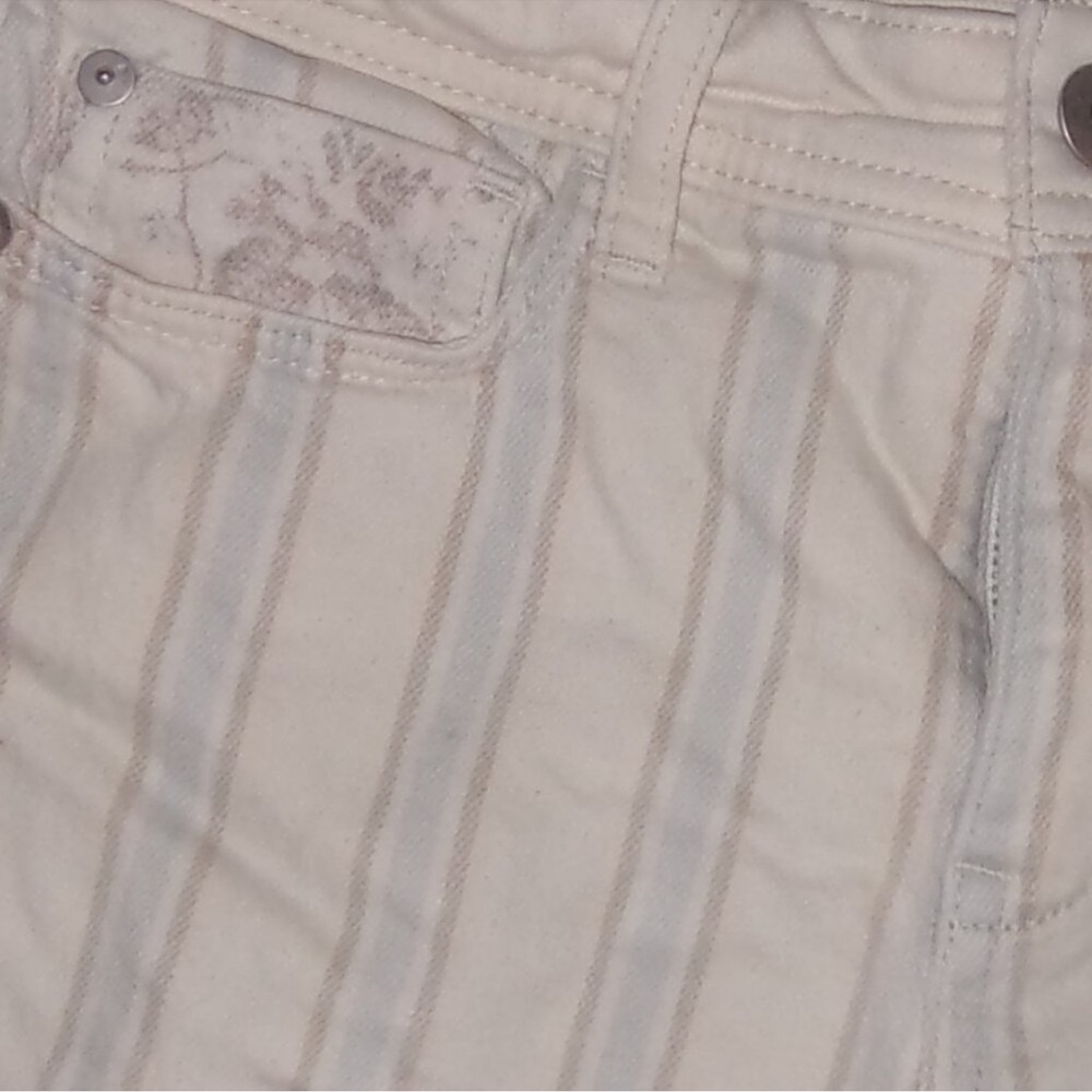 Anthropologie Striped Cream Shorts - Picture 2 of 3